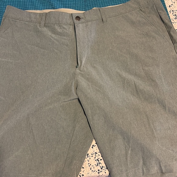 Adidas golf shorts 2 pair. Light green and checkered blue Mens size 40 - Picture 2 of 7